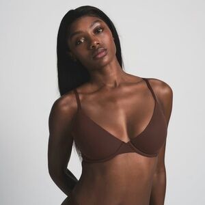 SKIMS Fits Everybody Scoop Plunge Bra 38D